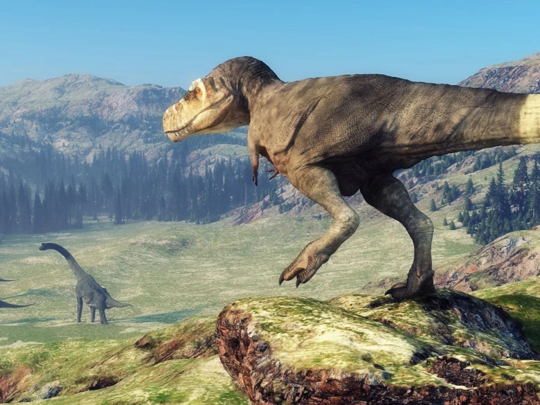Velký tyranozaur stojí na skále v pravěku s další dinosaurem.